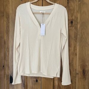 Neuflora Anchorage Top cream medium